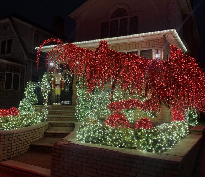 Best Things To Do At Christmas In New York - Magical Experiences